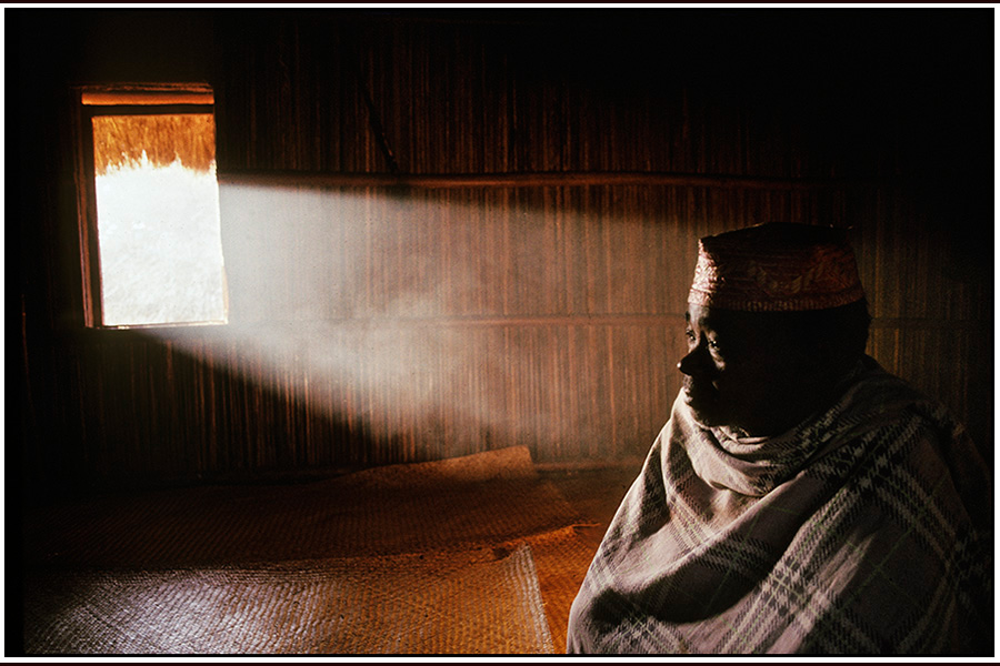  : Madagascar : Editorial Photography : Carl D. Walsh Photographer: Portrait Photography : Natural History Photographer