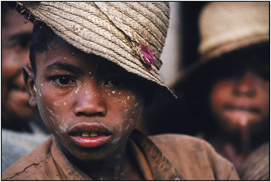  : Madagascar : Editorial Photography : Carl D. Walsh Photographer: Portrait Photography : Natural History Photographer